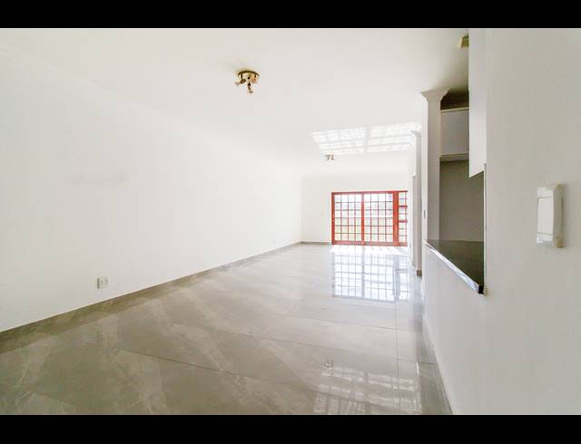 2 BEDROOM APARTMENT RENTED IN RIVONIA